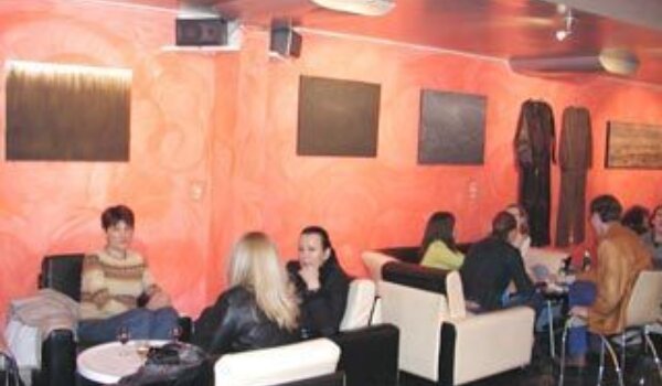Budweiser night i modna revija u Atelieru