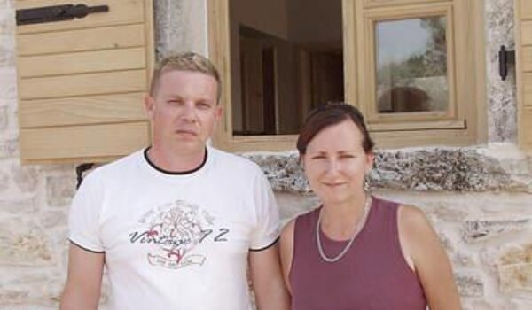 U nedjelju pokradeni Britanci nastanjeni u Bujićima nude nagradu za informaciju o ukradenom zlatu