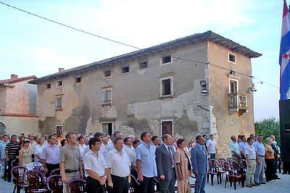 Svečana sjednica na centralnom trgu