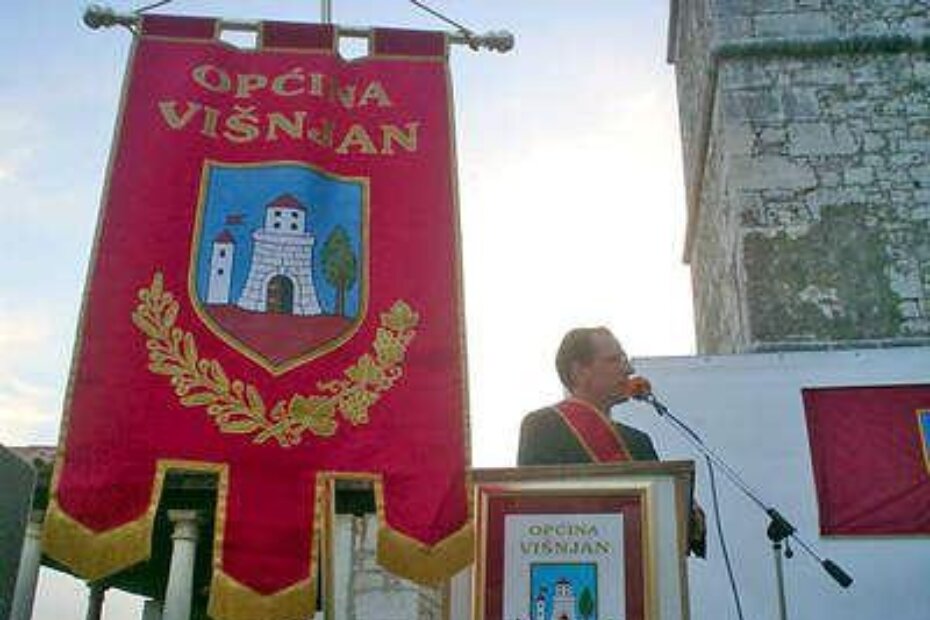 Načelnik Angelo Mattich i novo znakovlje