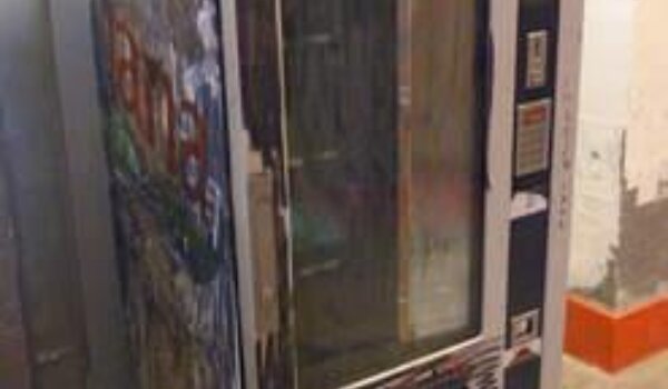 Šestogodišnjaka usmrtio aparat za hladne napitke težak 200 kilograma