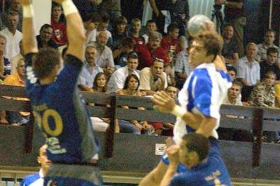 MOMČAD POKAZALA KARAKTER - Tomislav Matošević (s loptom) K. TADIJIĆ