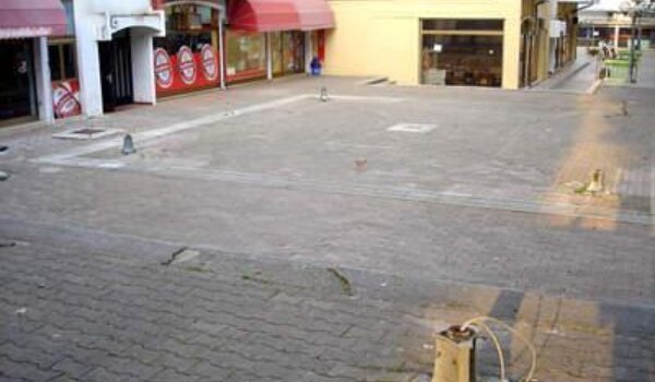 Komunalni nered i vandalizam u Červar Portu - Ukradena dvadeset i dva stupa javne rasvjete!