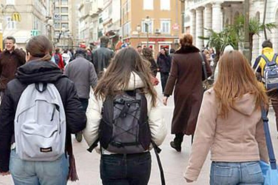 Poučavanjem o prevenciji AIDS-a obuhvaćeni su svi učenici