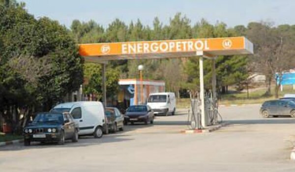Priveden vozač »mercedesa« koji je pretukao braću Demarki
