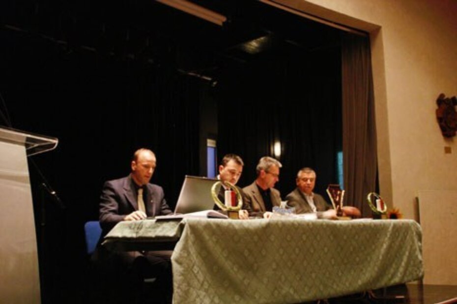 Članovi starog Izvršnog odbora, te novog Upravnog odbora