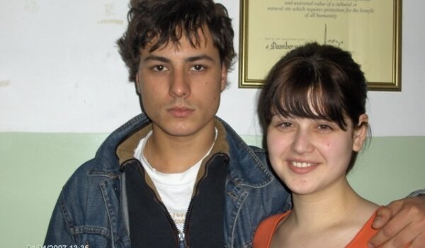 Mia Junuzović i Marko Rakovac iz porečke srednje škole Mate Balote u Govorničkoj školi održanoj u Karlobagu