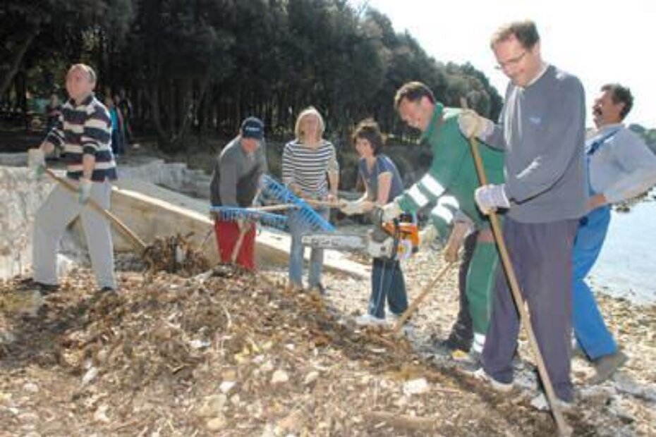 Svi skupa za čišću plažu