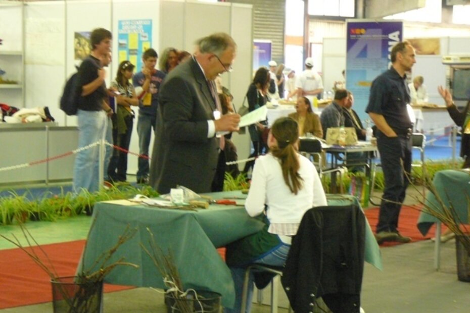 Prof. Ivan Bošnjak ocjenjuje Rominine vještine cijepljenja