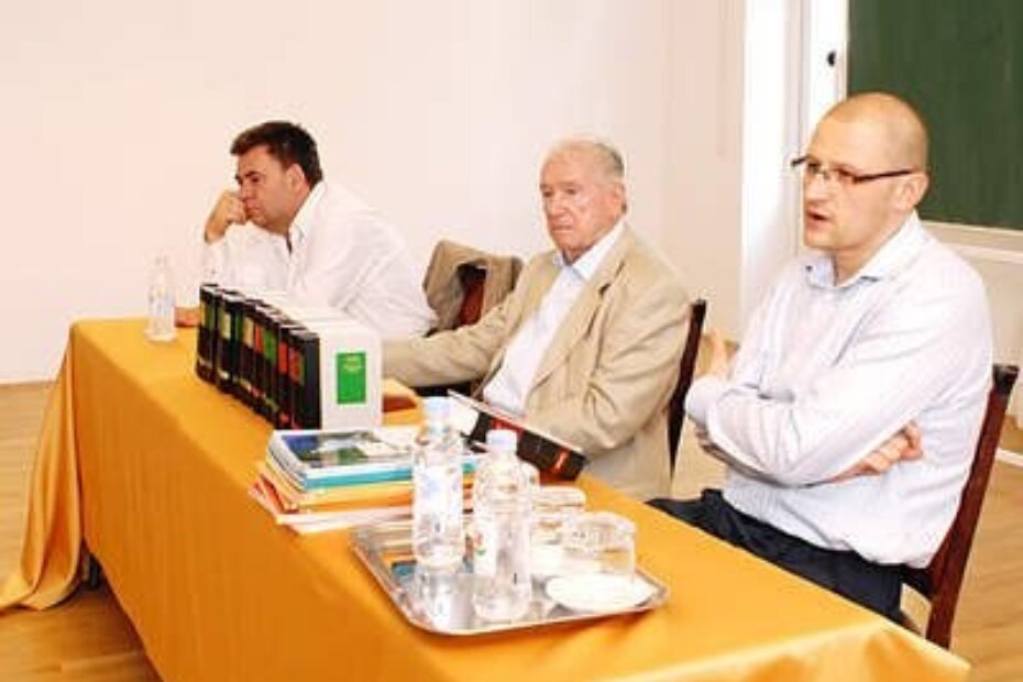 Joško Ševo, Nedjeljko Mihanović i Ivan Janjić tijekom predstavljanja