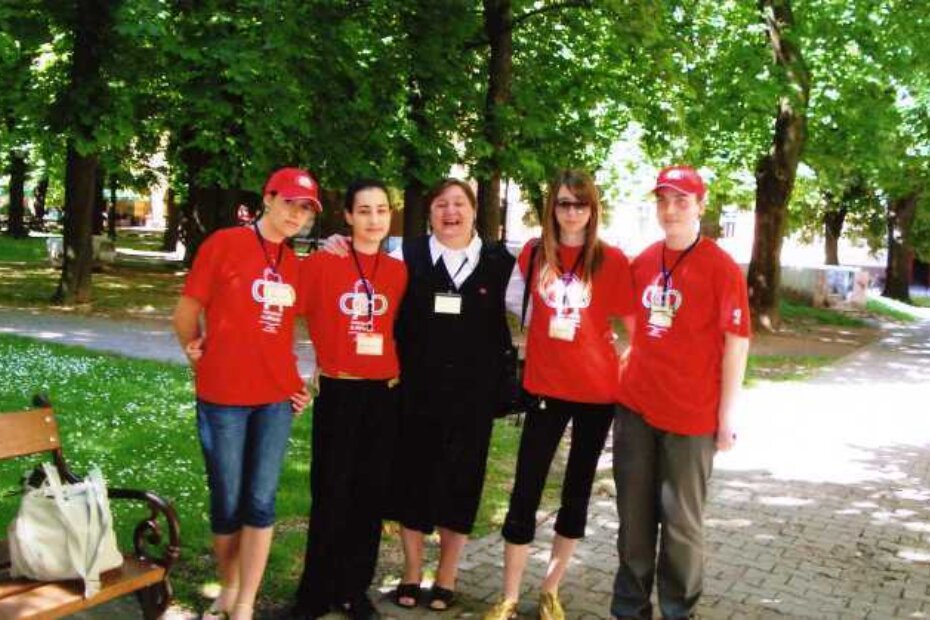 Marina Radin, Petra Kureljak, s. Branka Matika (vjeroučiteljica), Mihaela Štifanić i Marino Martinčević na državnom natjecanju iz vjeronauka