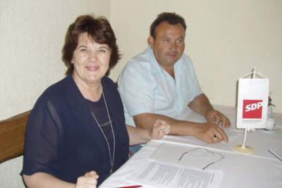 Predsjednica Općinske organizacije SDP-a Mirjana Kadum Radoš i zamjenik Stjepan Potočki
