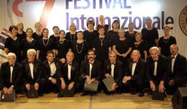 Publika se pridružila porečkom zboru u izvedbi popularne "La mula de Parenzo" na međunarodnom festivalu zborova u Clusoneu