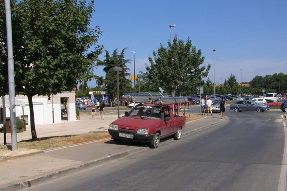 Vječna crvena škoda uvijek na istome mjestu