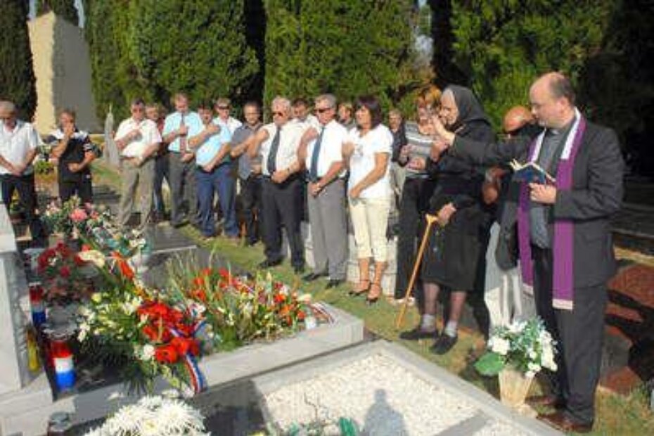 Komemoracija na grobu Stipana Liovića