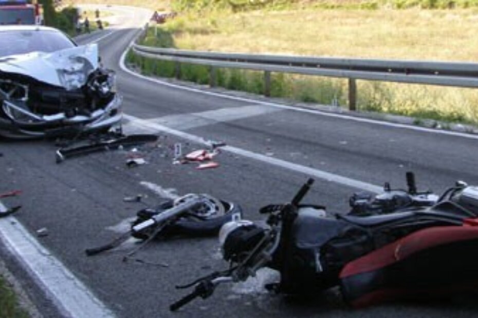 Potpuno uništeni motocikl na kojem je pulski mladić poginuo kao treća mlada žrtva u samo nekoliko dana