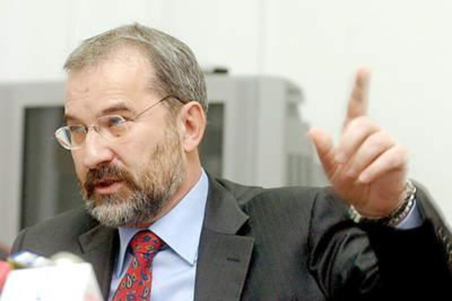 Mladen Bajić sumnja da je niz hotelijera nezakonito prisvojilo turističko zemljište