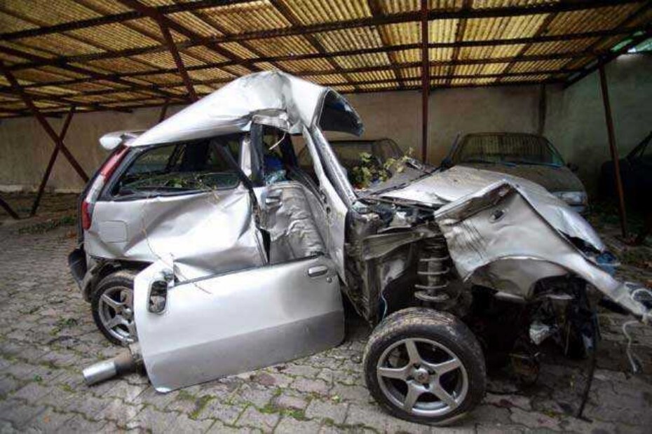Samljeveni Fiat svjedoči o brzini i snazi udara