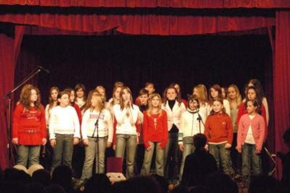 Koncert u Višnjanu otvorio je zbor OŠ Jože Šurana