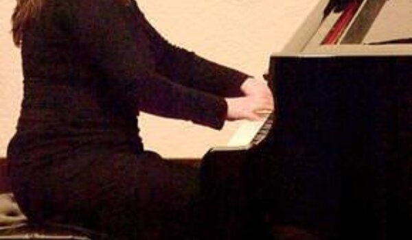 Sabrano, znalački i muzikalno - nastup pijanistice Tihane Arvaj u koncertnoj dvorani porečke glazbene škole