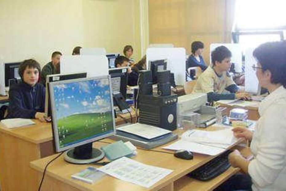 Natjecalo se u poznavanju programskih jezika LOGO i BASIC