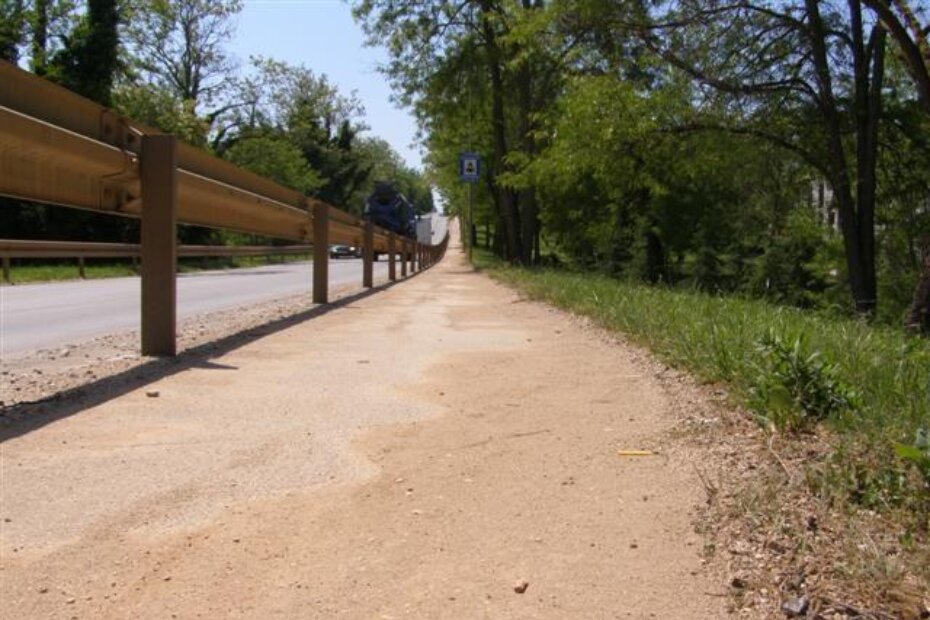 Ovo je situacija na pločniku nakon čišćenja