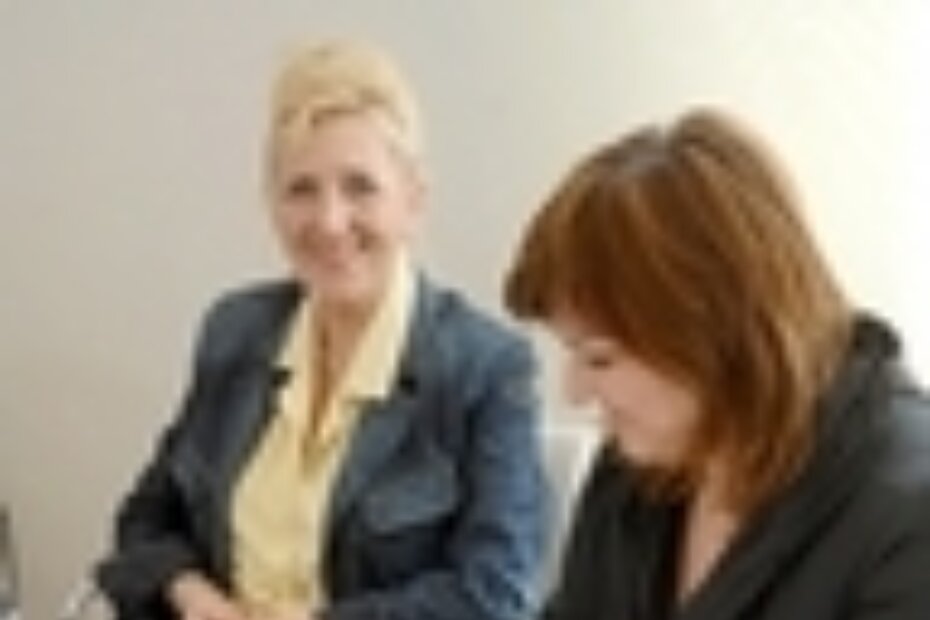 Đeni Dekleva-Radaković i Irides Zović na konferenciji za novinare