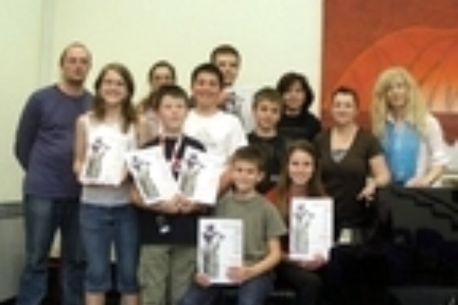 Učenici i mentori OGŠ 'Slavko Zlatić' vratili su se s natjecanja 'Daleki akordi' s brojnim nagradama