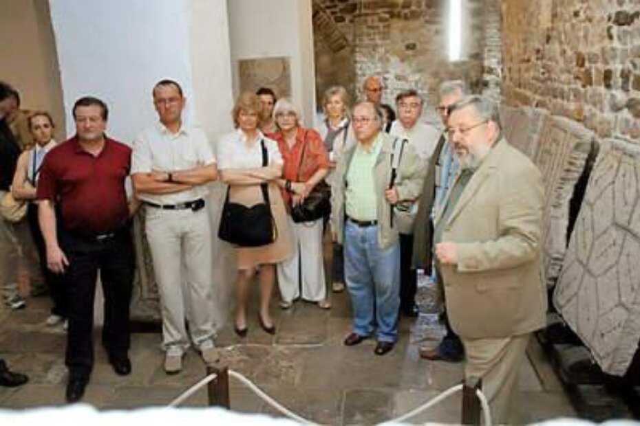 Dekani razgledavaju Eufrazijanu