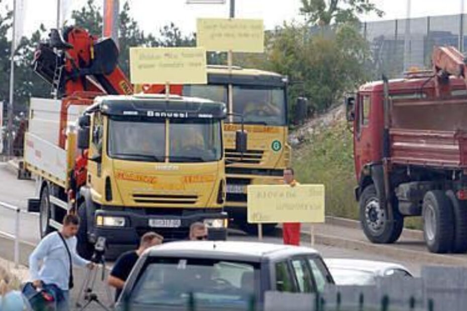 Kamioni Hann-Investa već su jednom, u kolovozu lani, blokirali promet kraj Kastva, doduše u industrijskoj zoni