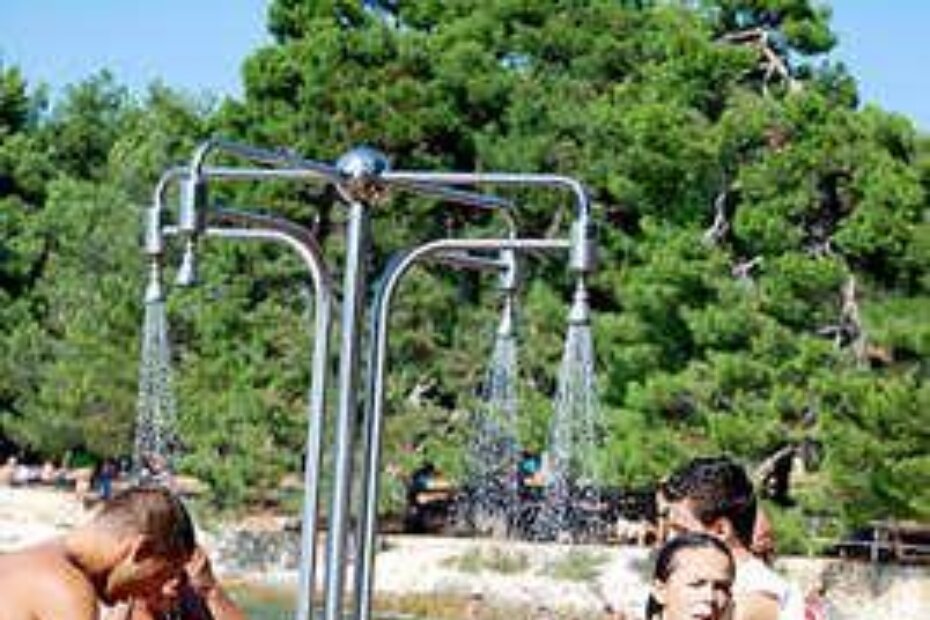 Novi tuševi na kupalištu