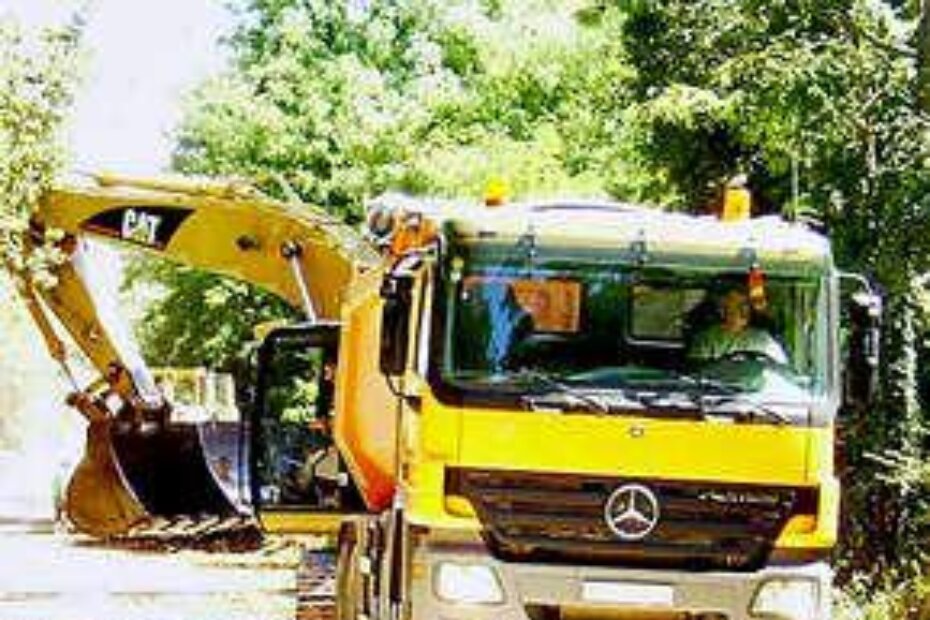 Na cestu Dračevac - Garbina vratili su se strojevi