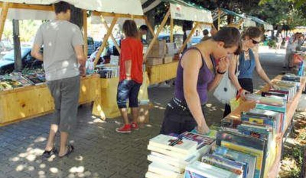 Ljetni sajam knjiga u Vialima: Poseban naglasak na novitetima