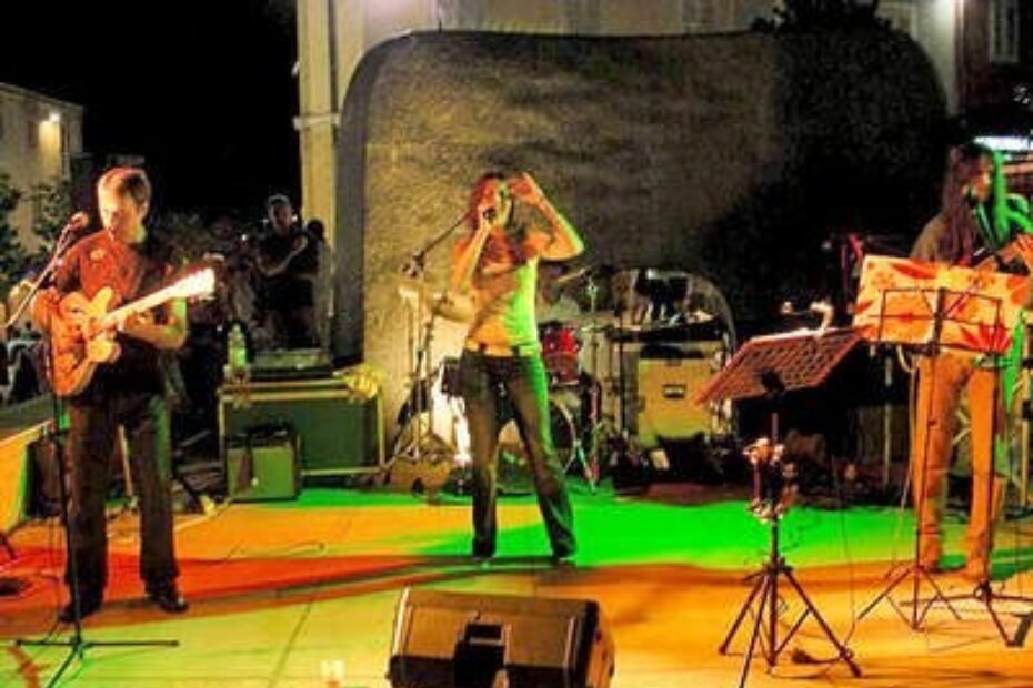 Colosseum band koncert je održao na drugom kraju trga