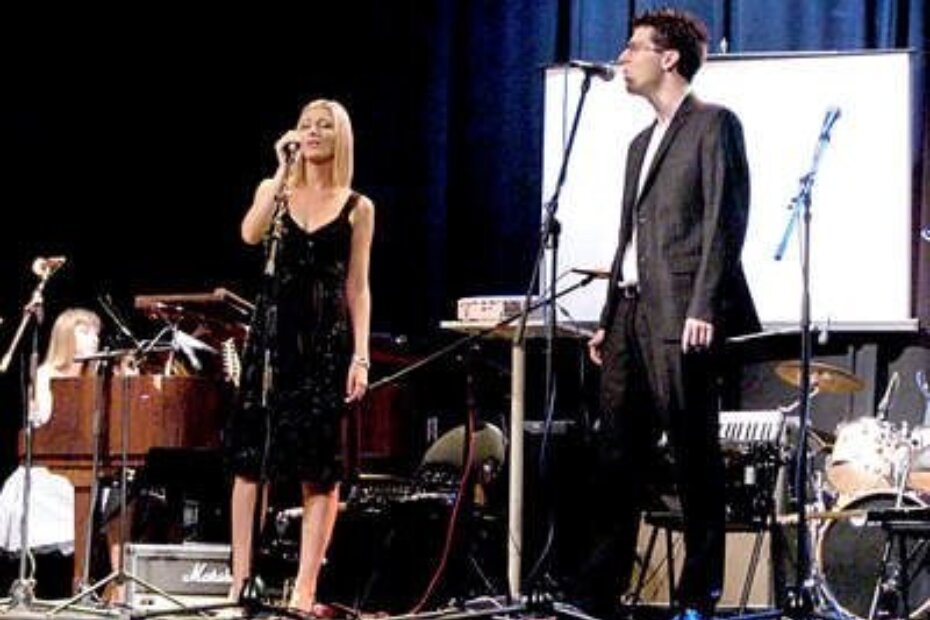 Paula Borčić i Daniel Cunjac izveli su pjesmu 'A Whole New World' iz animiranog filma 'Aladdin'