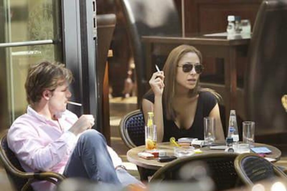 Od proljeća u kafićima će se moći pušiti samo na terasama