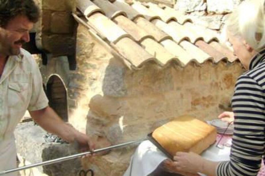 U dvorištu TZ-a smjestila se prava krušna peć