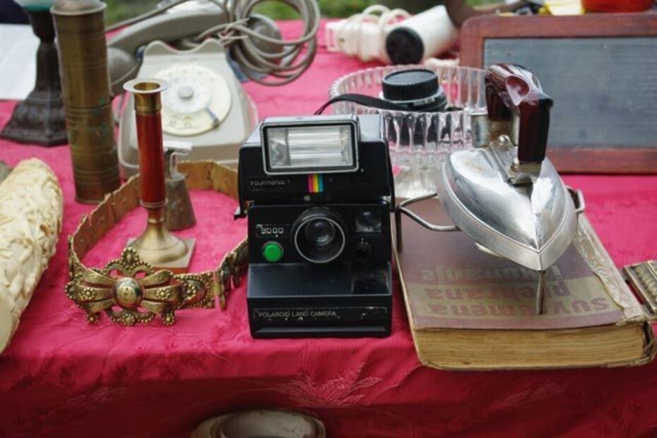 Polaroid fotoaparat i glačalo