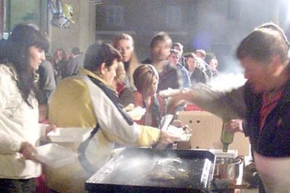 Besplatno se nudila riba, kobasice i bakalar