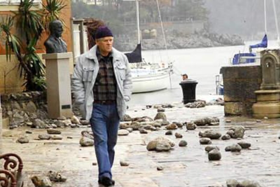 U riječkom području jučer je more opet zaprijetilo - Volosko