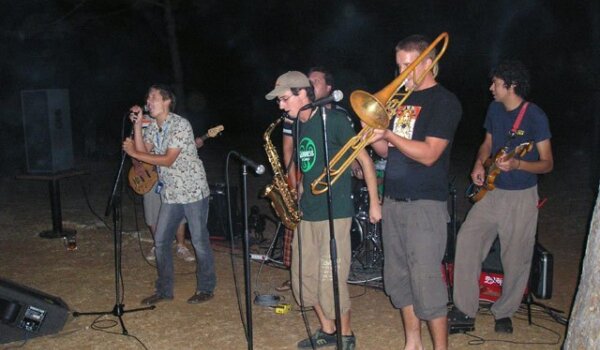 Vikend u Atelieru: u petak promocija CD-a grupe Segutra, u subotu Live reggae ska fiesta!