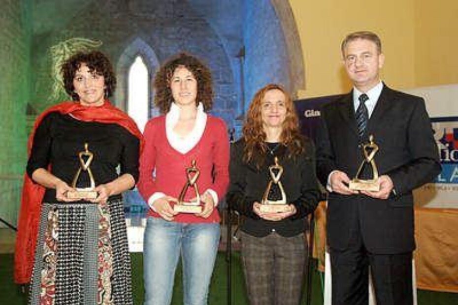 Nagrađeni Istrijani - Magdalena Vodopija, Matea Petronijević, Tamara Obrovac i dr. Nadomir Gusić