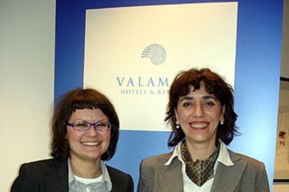 Ivana Zekić, voditeljica projekta Certifikat Poslodavac Partner (lijevo) i Gordana Fabris, direktorica ljudskih resursa u Valamaru (desno)