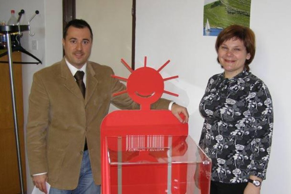 Maja Ružić Baf i Roland Fable kraj Red Boxa