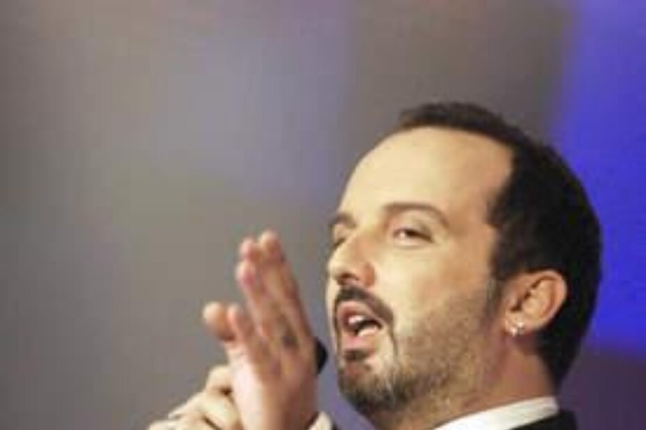 Tony počinje snimati album u svibnju