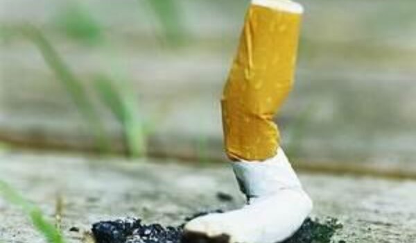 Na štandu sa voćem i povrćem prodavao cigarete sa markicama Srbije i Bugarske