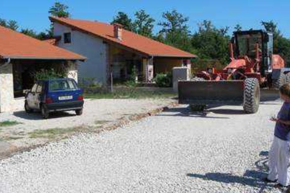 Mehanizacijom nenajavljeno na Buiće