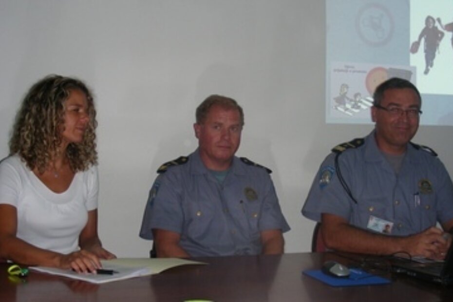 Policijski službenici apelirali na vozače da oko škola voze opreznije