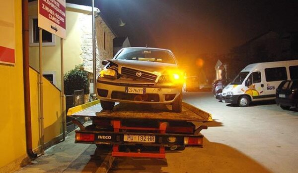 Sudar dva automobila kod LaCop-a, bez ozlijeđenih
