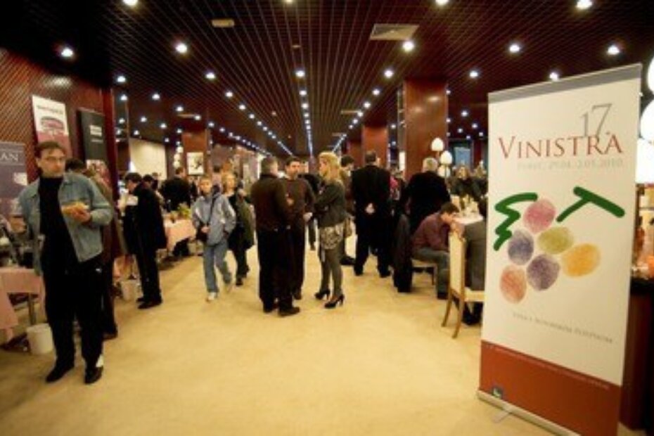 S predstavljanja Vinistre u Crnoj Gori